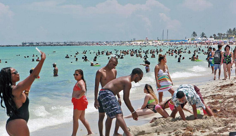 Abren las Playas de Miami Dade en medio del Corona Virus