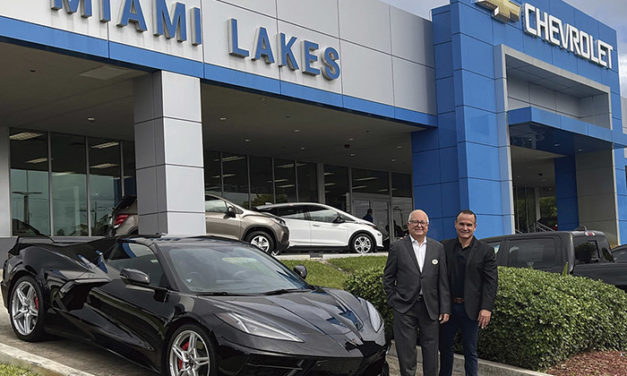 Preservando nuestra música autóctona Cubana y desarrollando un emporio financiero automovilístico