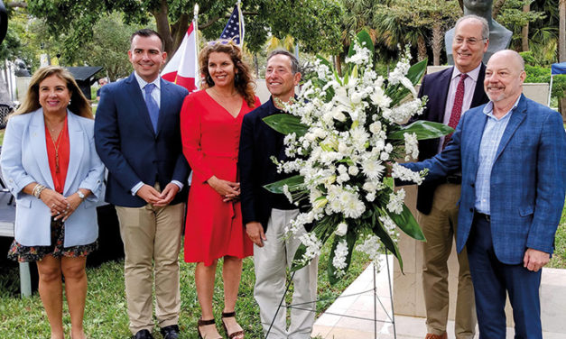 Miami Beach celebró el natalicio de José Martí en el Parque Collins
