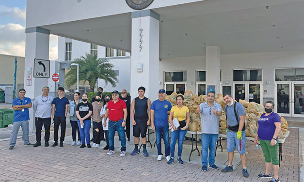 La Ciudad de Medley organizó otra exitosa distribución de alimentos drive-thru