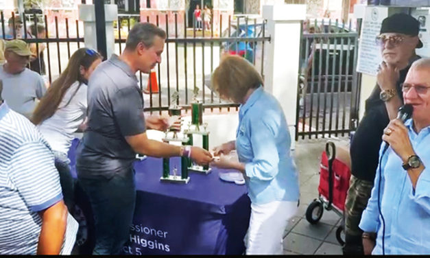 Senator René García and Commissioner Eileen Higgins teamed up to host a friendly domino tournament