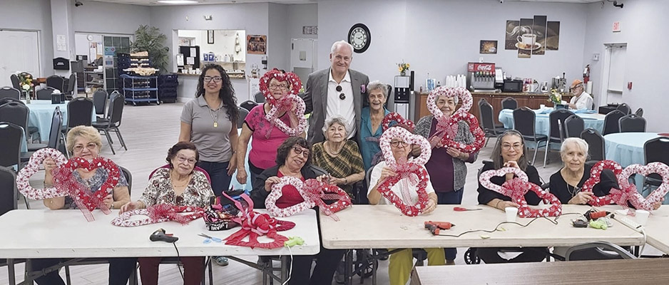 Celebrating Valentine’s Day with Medley Residents on an Arts and Crafts class